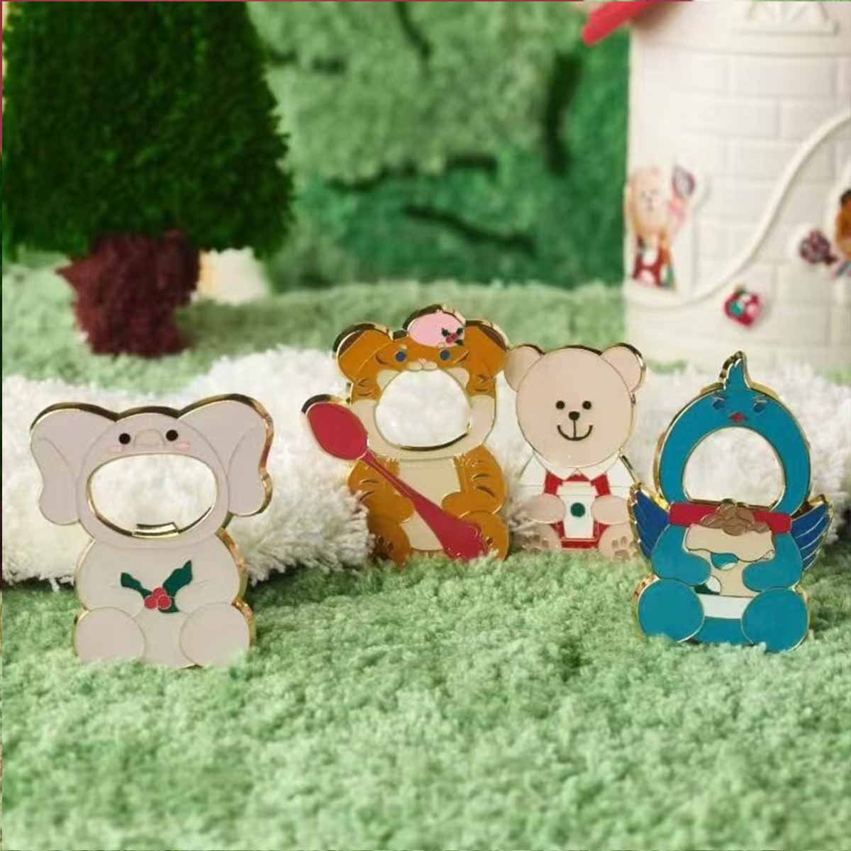 Starbucks China 2024 Christmas cute Winter bearista Metal Badge Starbucks loveinstarbucks