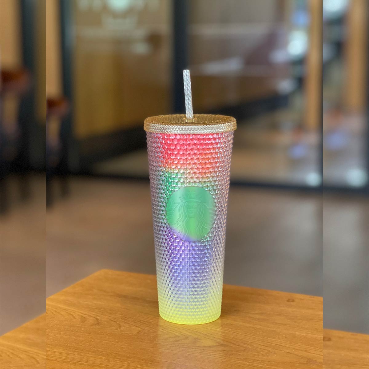 Starbucks Tumblers China 2023 Great love Series rainbow / pride studded  straw cold cup 24oz Starbucks loveinstarbucks