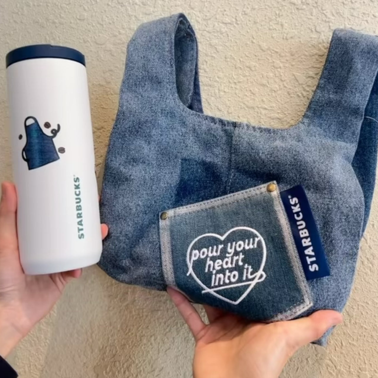 Starbucks China 2026 Denim series stainless steel tumbler coming with handle bag 530ml