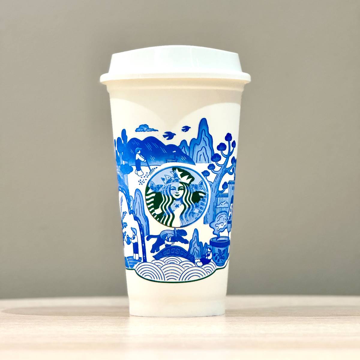 blue starbucks cup 2024 Starbucks China 2024 25th Anniversary Blue and White Porcelain Plastic tumbler  cup 473ml Starbucks loveinstarbucks