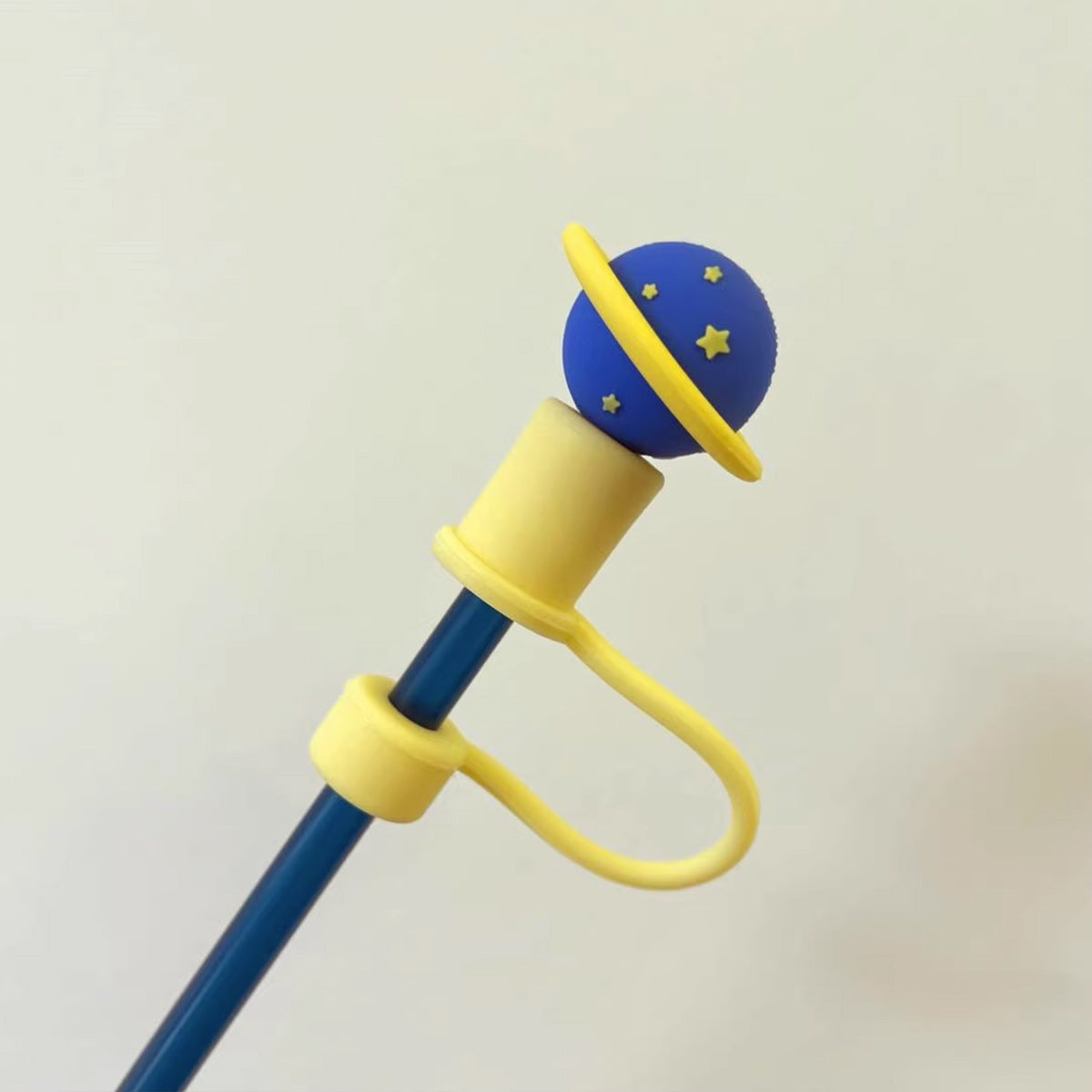 Not Starbucks product, Blue Planet Topper, ONLY topper ,DONOT include Straw , DONOT sell alone loveinstarbucks loveinstarbucks