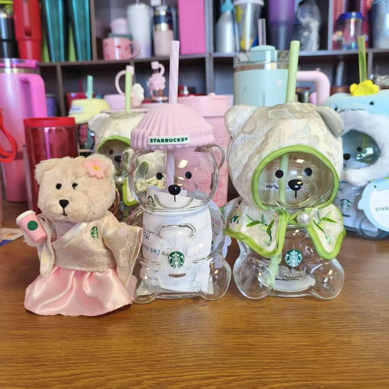 on sale Starbucks two glasses and keychian