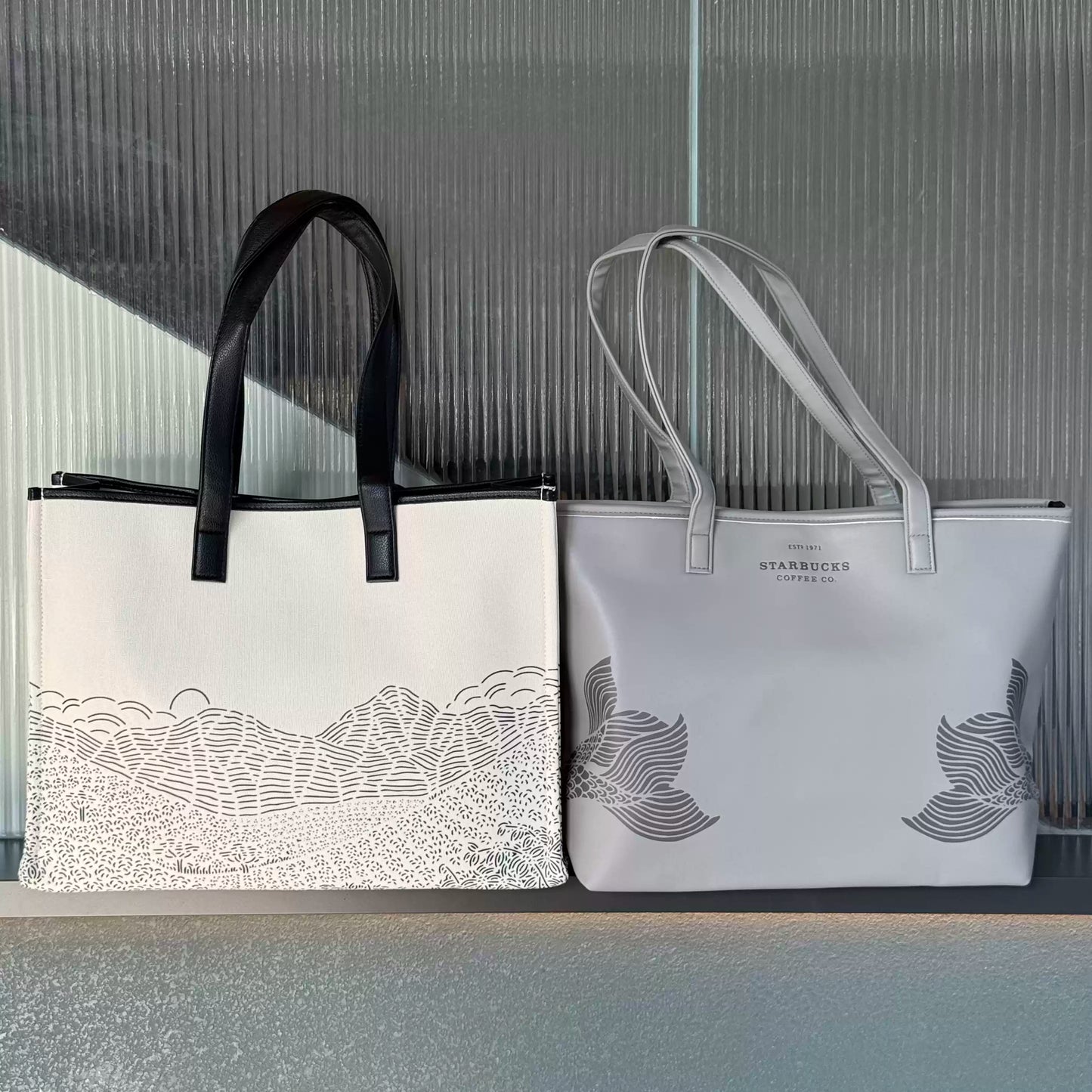 Starbucks China 2025 tote bag coming with card holder - please read details before order