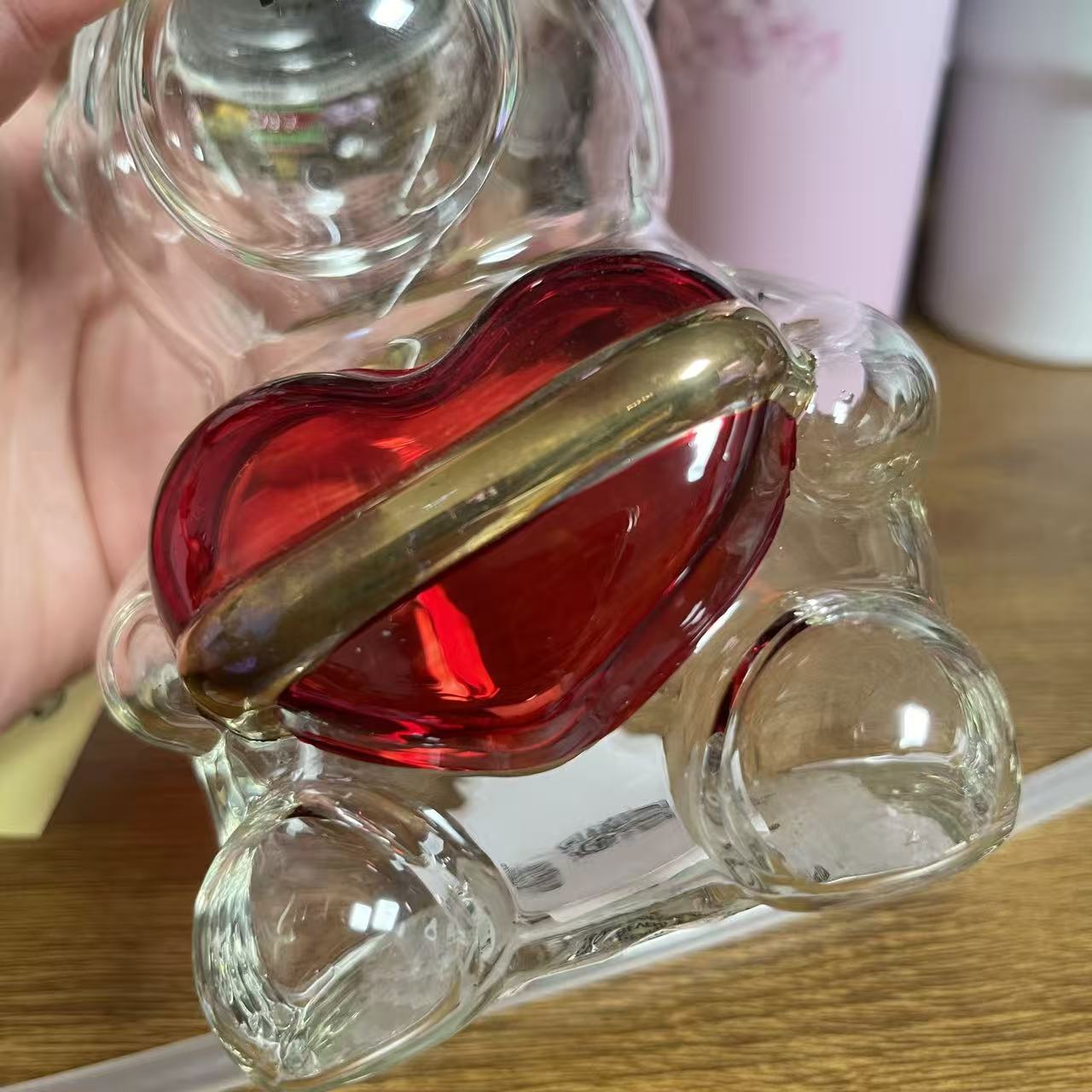 Flaw - Starbucks China 2021 Valentine's Day crown Love heart bear glass cup 532ml - read detail