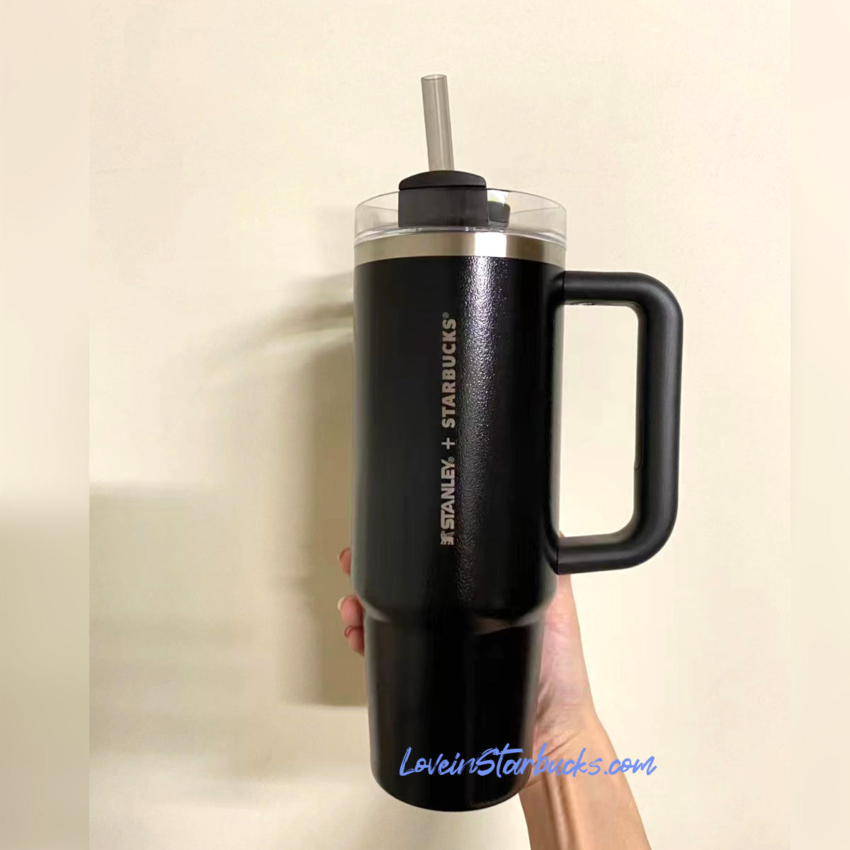Flaw Starbucks Taiwan 2023 Christmas 1st series Stanley black straw  Stainless steel cup 30oz