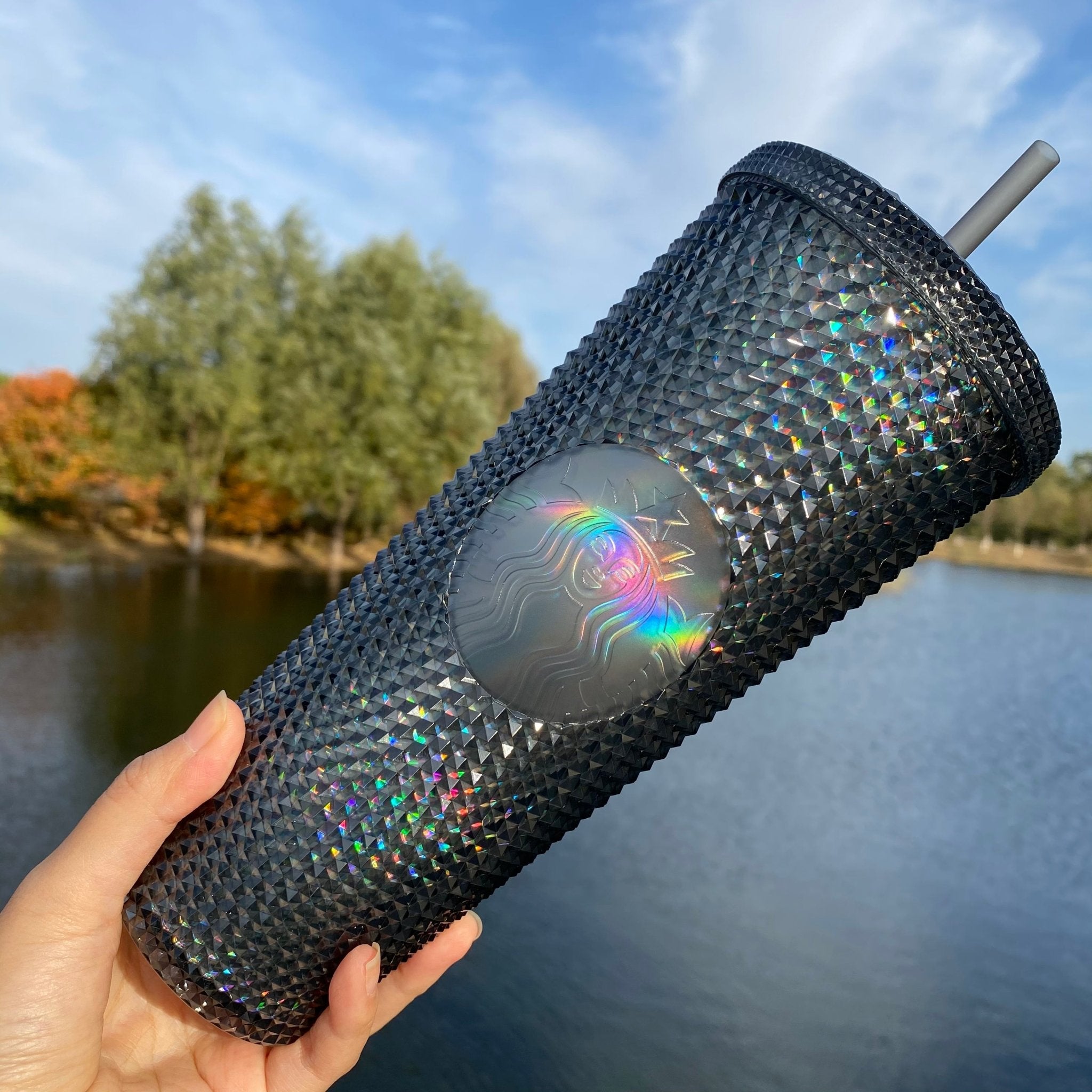 Starbucks China 2021 Halloween colorful black oil slick 24oz studded straw cup  Starbucks loveinstarbucks