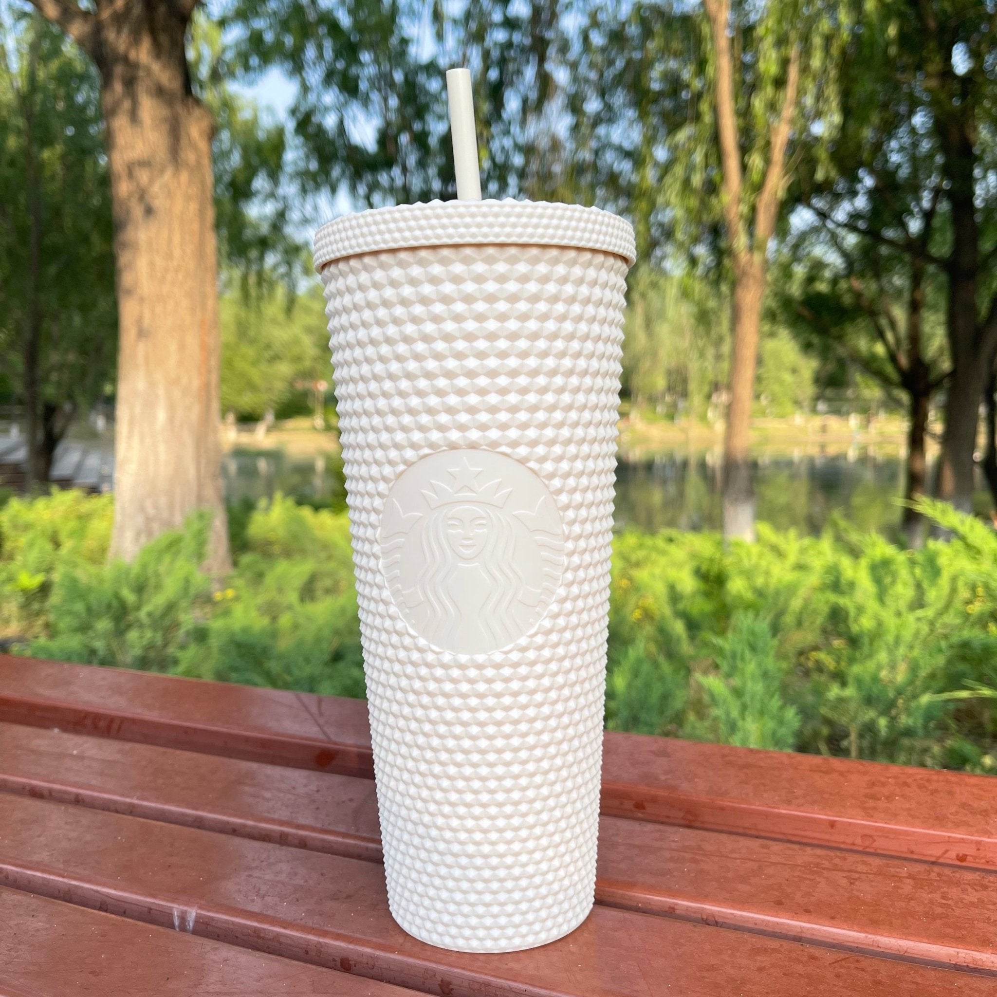 Starbucks China Marble Classic White matte 24oz studded straw cups Starbucks  loveinstarbucks