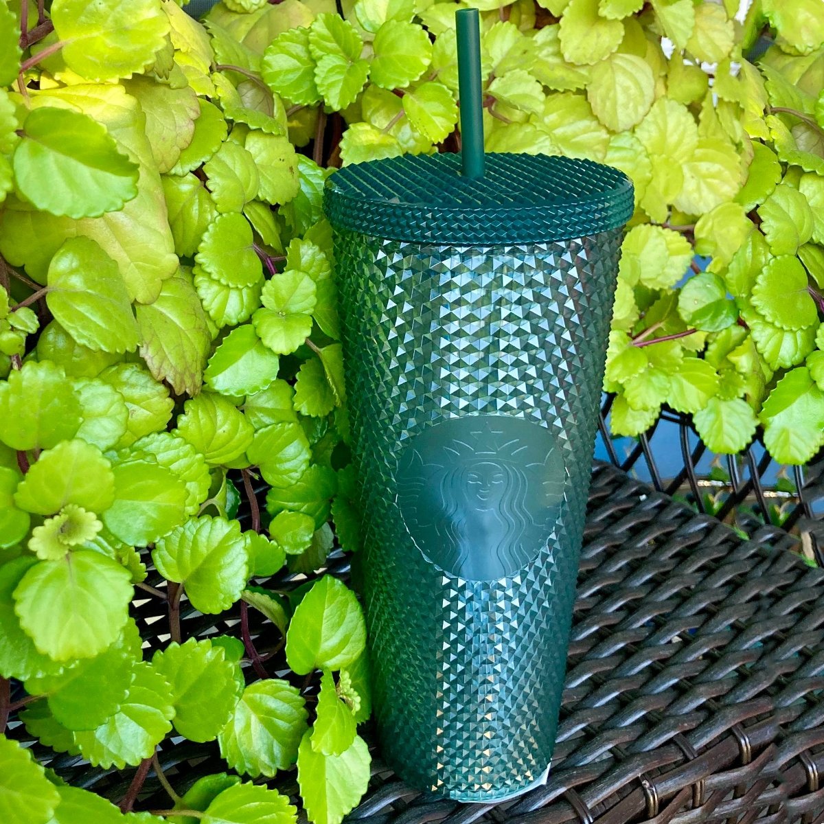 Starbucks Korea Holy bling Green Christmas slick 24oz studded straw cup durian diamond Starbucks loveinstarbucks