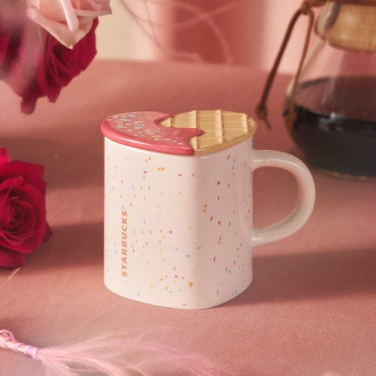 2023 valentine starbucks cups Starbucks China 2023 Valentine's Day online Heart mug 355ml