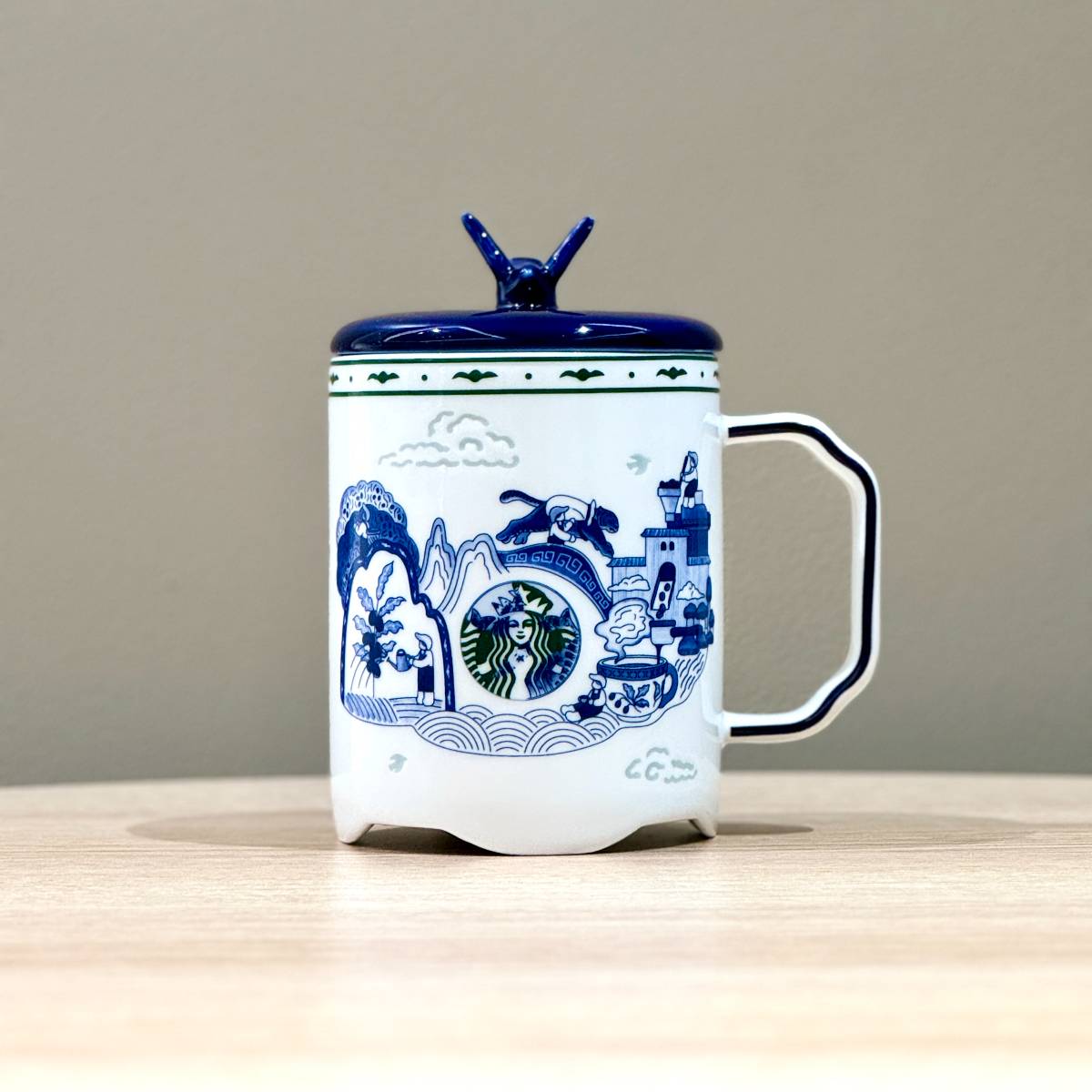 Starbucks China 2024 25th Anniversary Blue and White Porcelain Luminous ceramic mug 440ml Starbucks loveinstarbucks