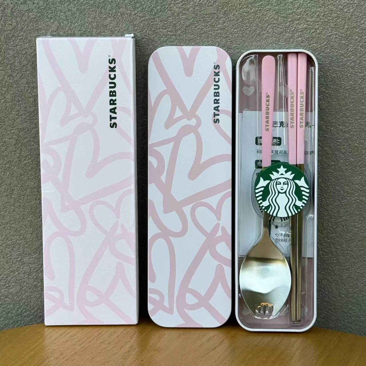 starbucks China 2024 Sakura pink tableware coming with Magnetic buckle loveinstarbucks loveinstarbucks