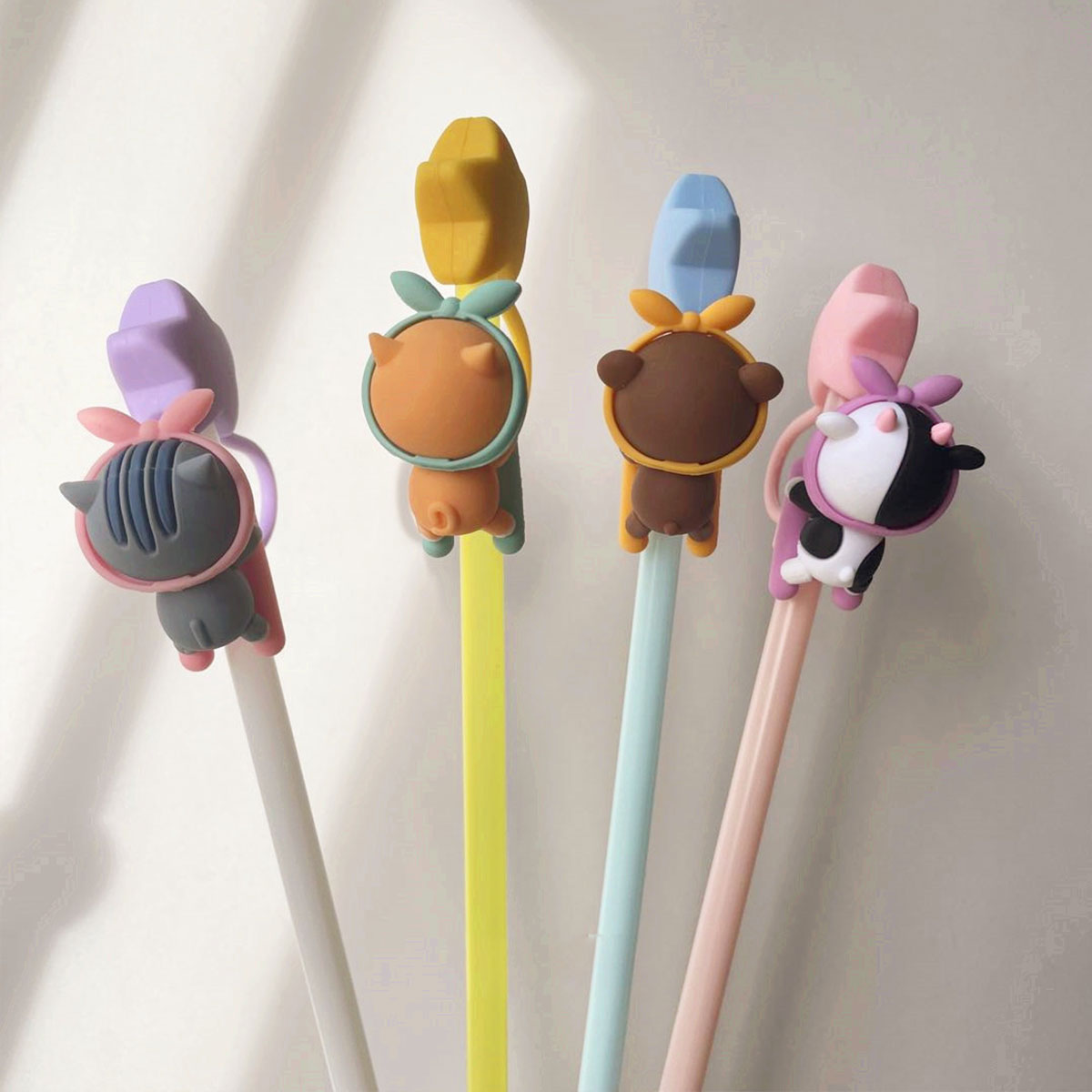 Starbucks Product , Yellow/ Black/ Grey/ Brown dog Topper ,ONLY topper ,DONOT sell alone 13# Starbucks loveinstarbucks