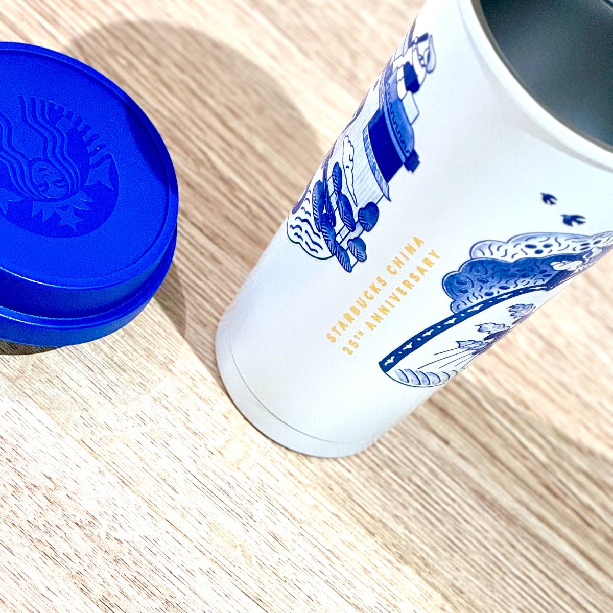 Starbucks China 2024 25th Anniversary Blue and White Porcelain Stainless steel tabletop cup 500ml loveinstarbucks loveinstarbucks