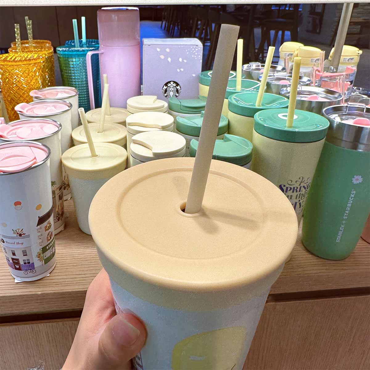 Korea 2023 Milk Yellow Dog Window View Stainless Steel Straw Cup 355ml Starbucks loveinstarbucks