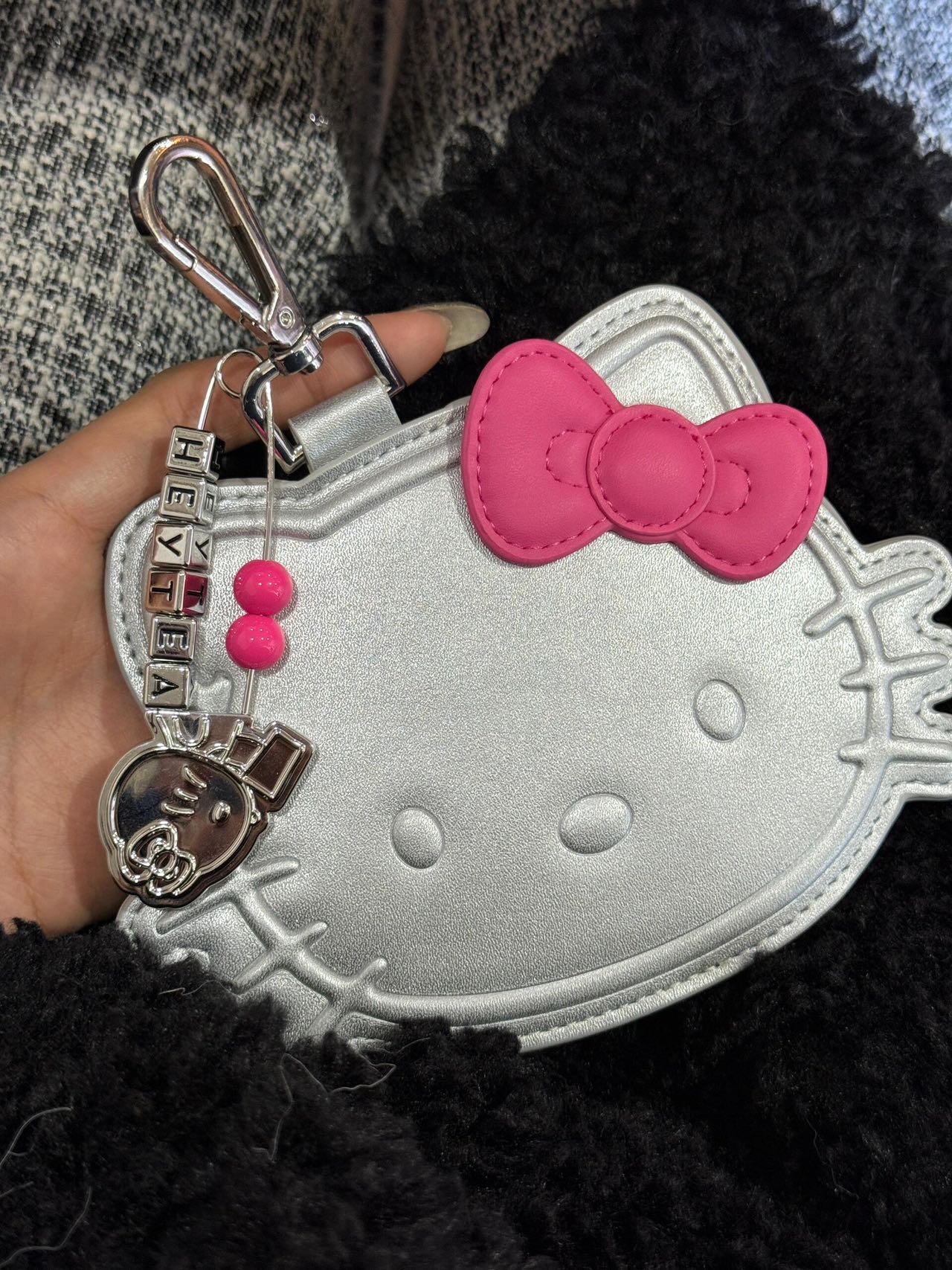 Hello Kitty and HEYTA China 2024 Card Holder HEYTA loveinstarbucks