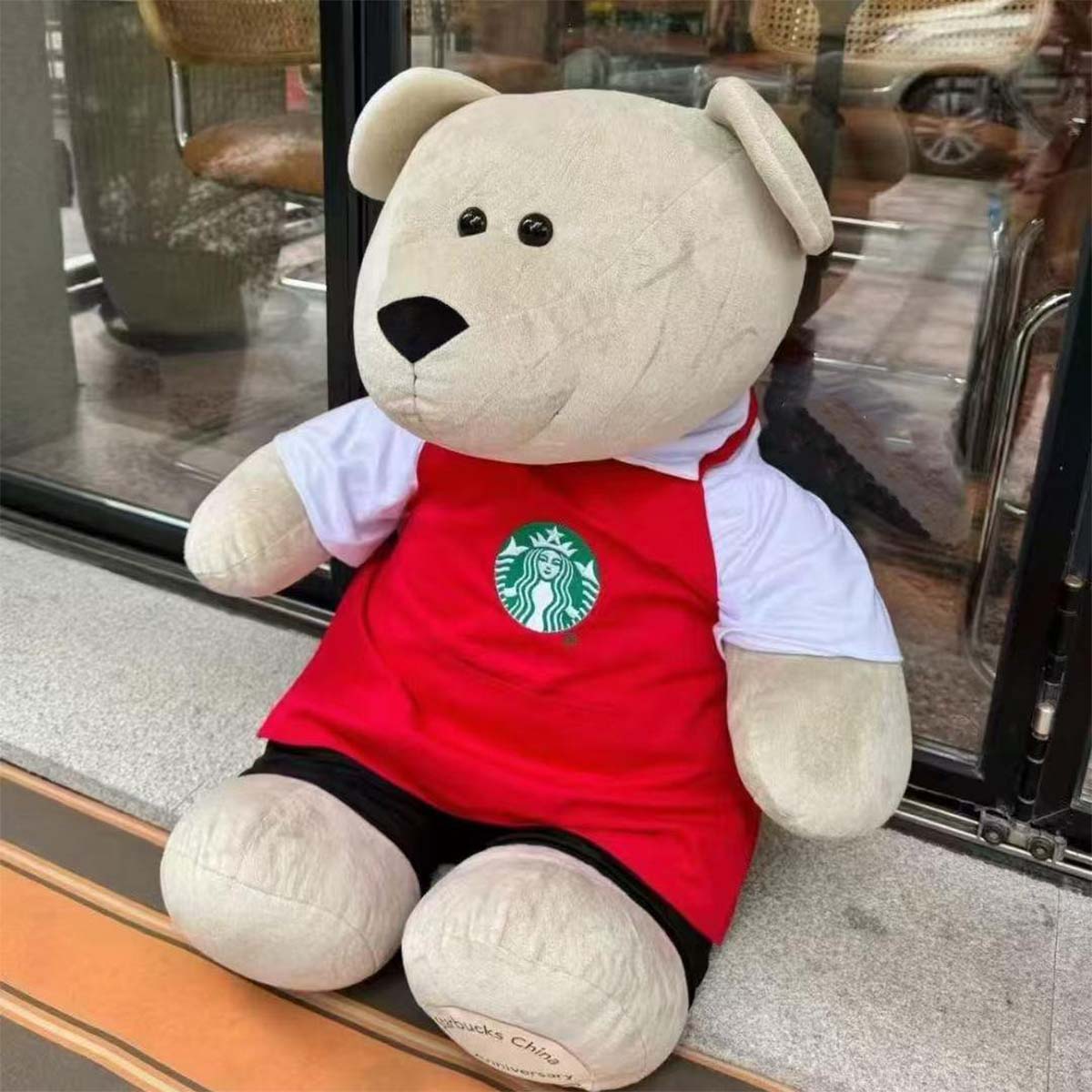 Starbucks China 2024 Christmas Giant bear doll Starbucks loveinstarbucks
