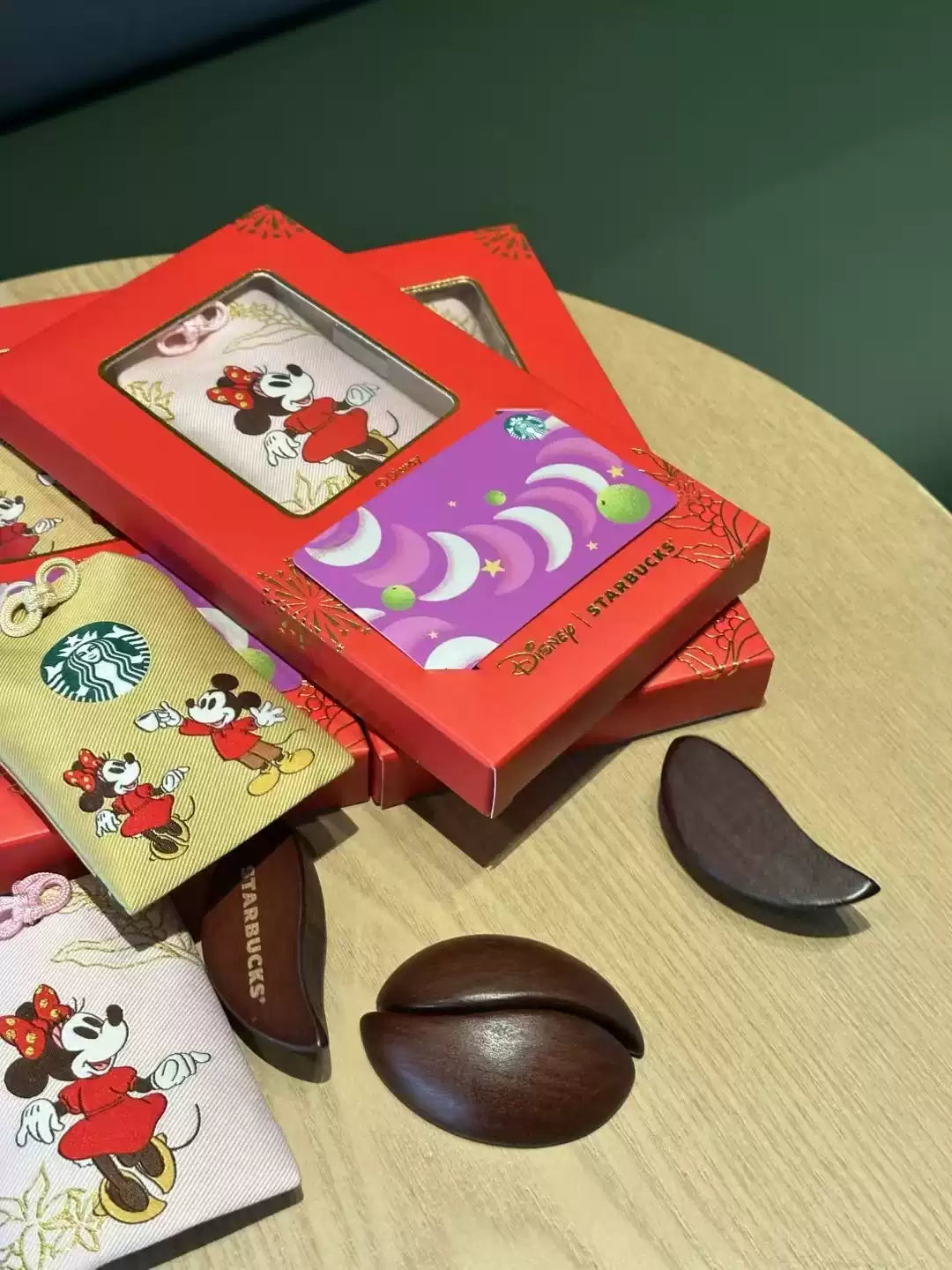 Starbucks China and Disney co-brand Storage bag and red money envelope without gift card Starbucks loveinstarbucks