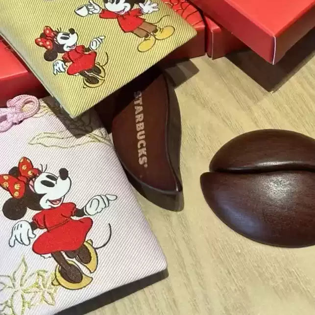 Starbucks China and Disney co-brand Storage bag and red money envelope without gift card Starbucks loveinstarbucks