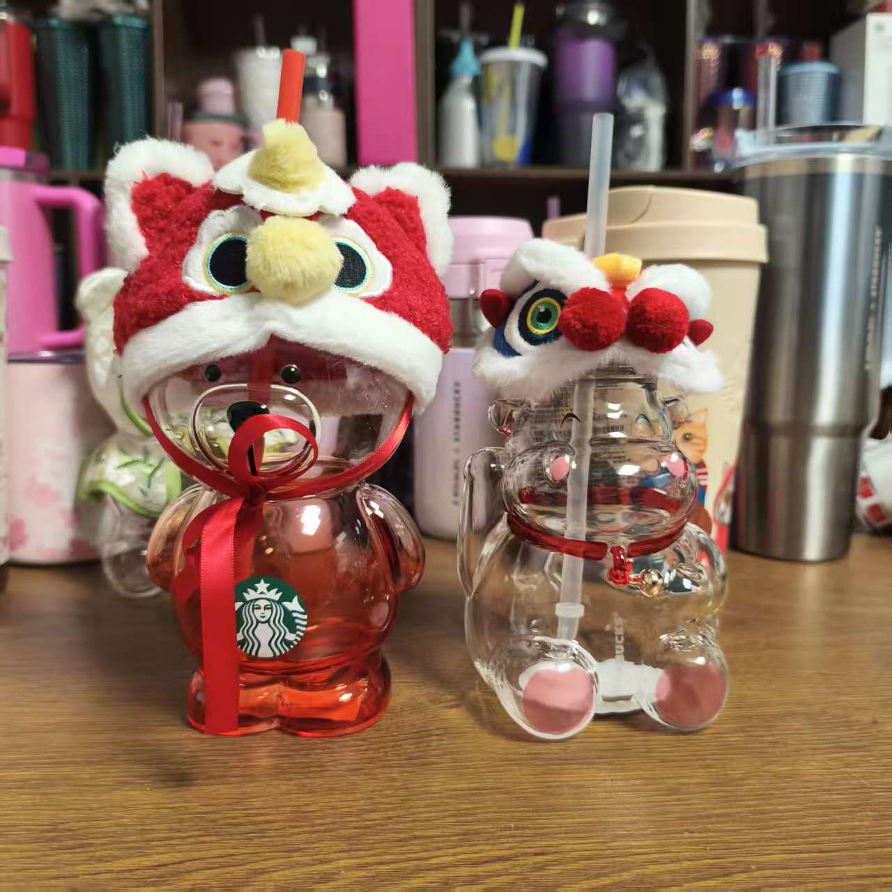 Starbucks ST-Lion Bearista Bear and cow straw glass cold cup