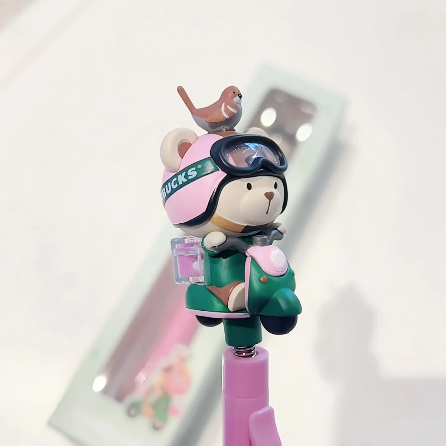 Starbucks China 2026 Bearista Sparrow Paper Airplane Shaker Pen Series Sparrow Style Shaker Pen