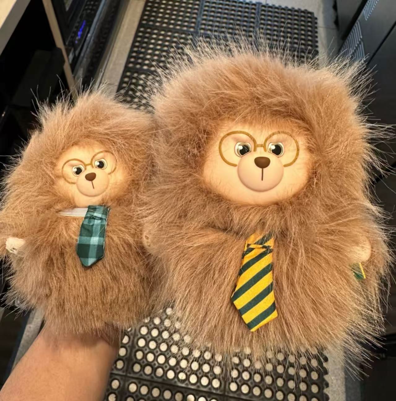 Starbucks China 2025 Christmas market series Fried Bearista pendants