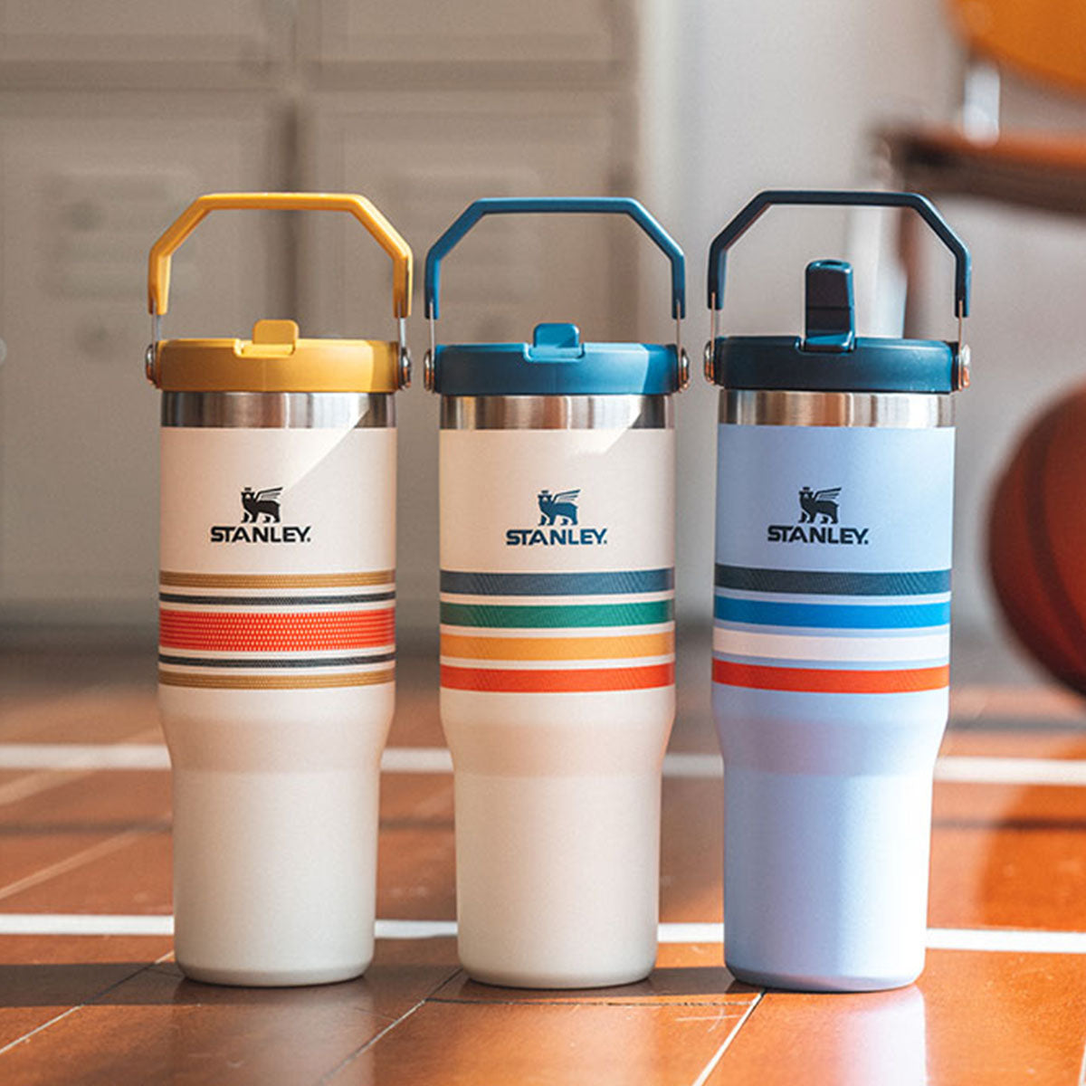 Stanley tumbler ICEFLOW FLIP Vacuum Insulated stainless steel straw cup 30oz Starbucks loveinstarbucks