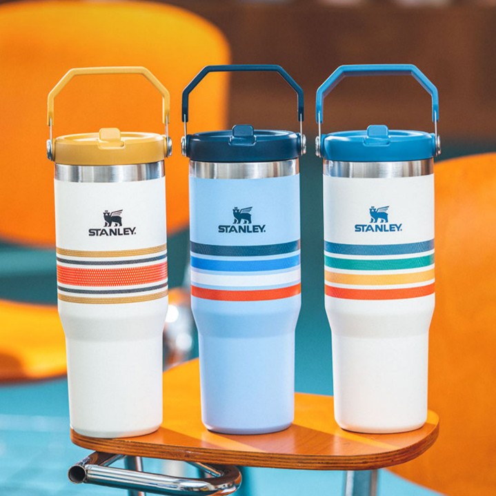 Stanley tumbler ICEFLOW FLIP Vacuum Insulated stainless steel straw cup 30oz Starbucks loveinstarbucks