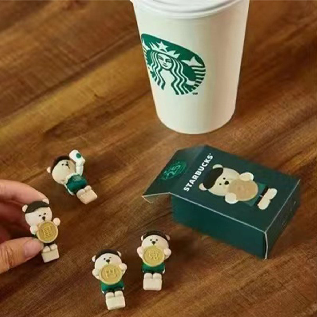 Starbucks Taiwan 2023 blind box lid plug stopper one box only contains one lid plug random Starbucks loveinstarbucks