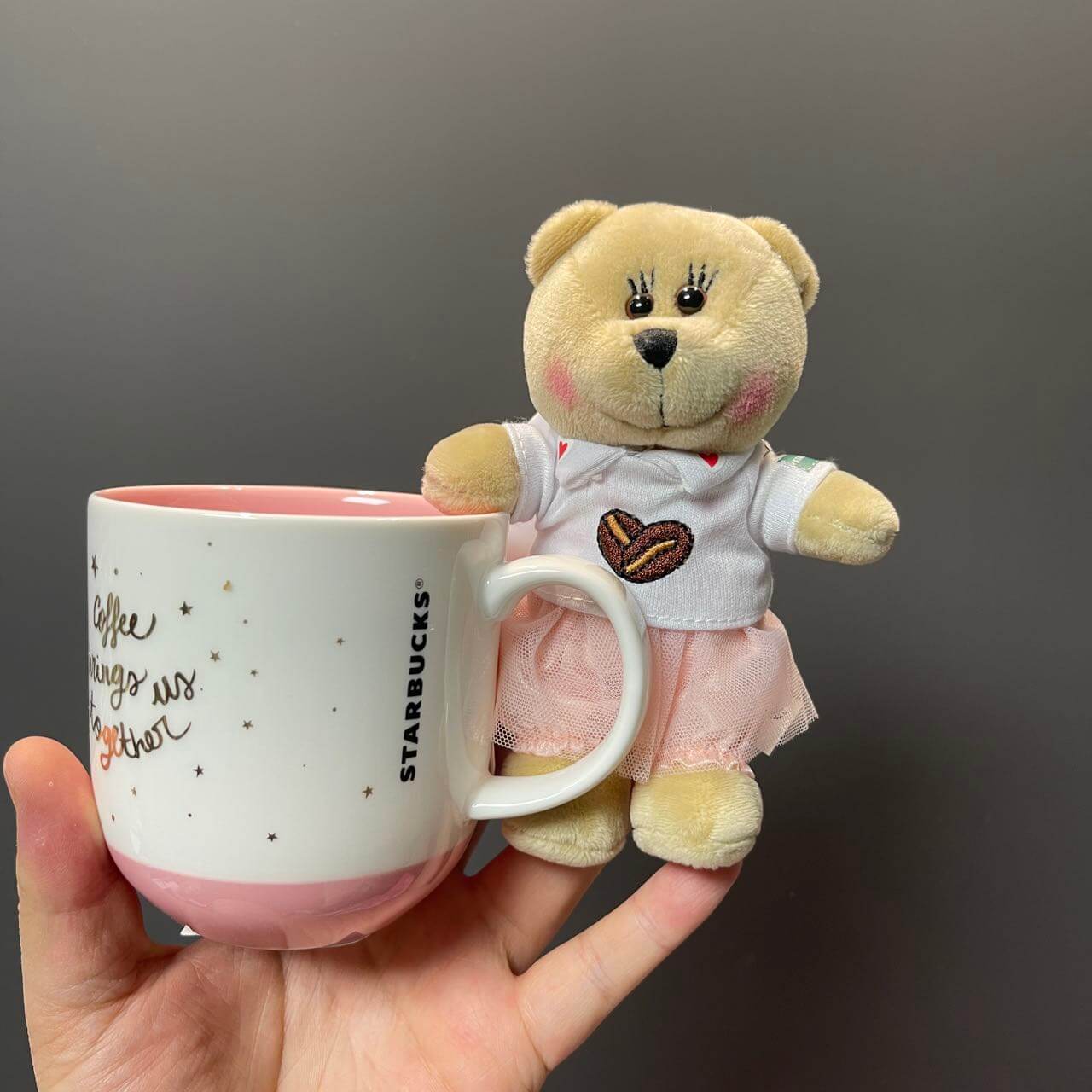 Starbucks China Valentine's Day pink girl Bearista keychain and cup loveinstarbucks loveinstarbucks