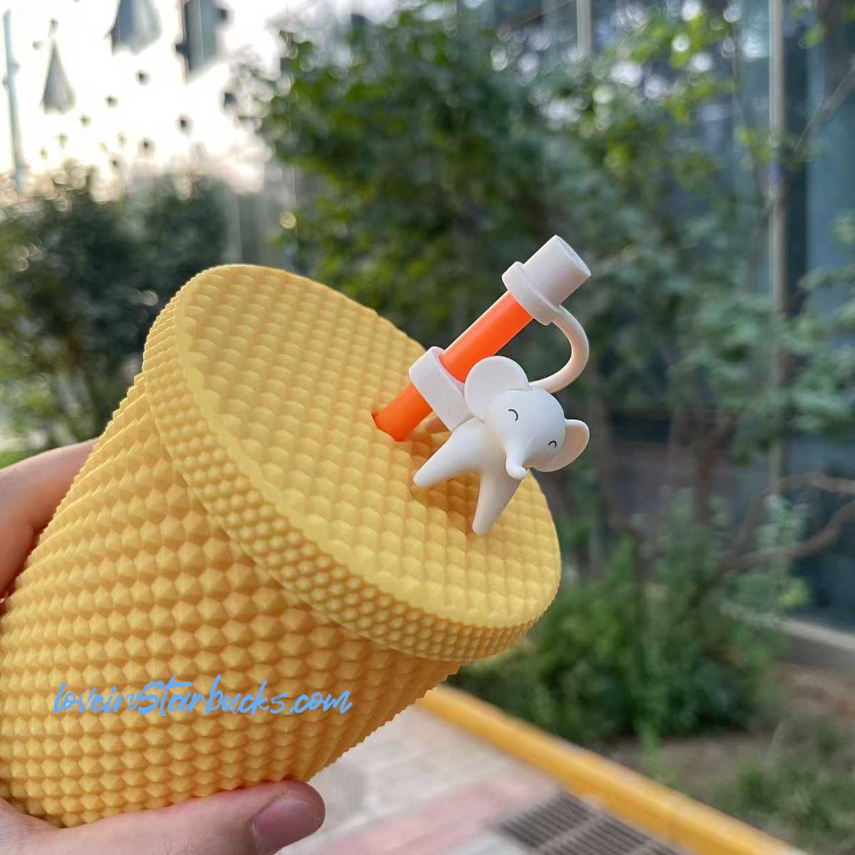 on sale Starbucks Taiwan/China 2023 Tumblers yellow cold water studded straw cup with elephant top-per Starbucks loveinstarbucks