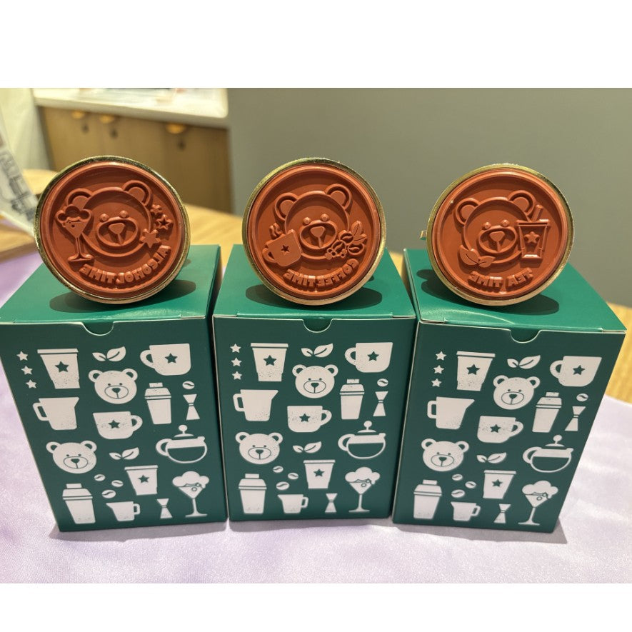 Starbucks Taiwan 2025 R store Bearista seal a set