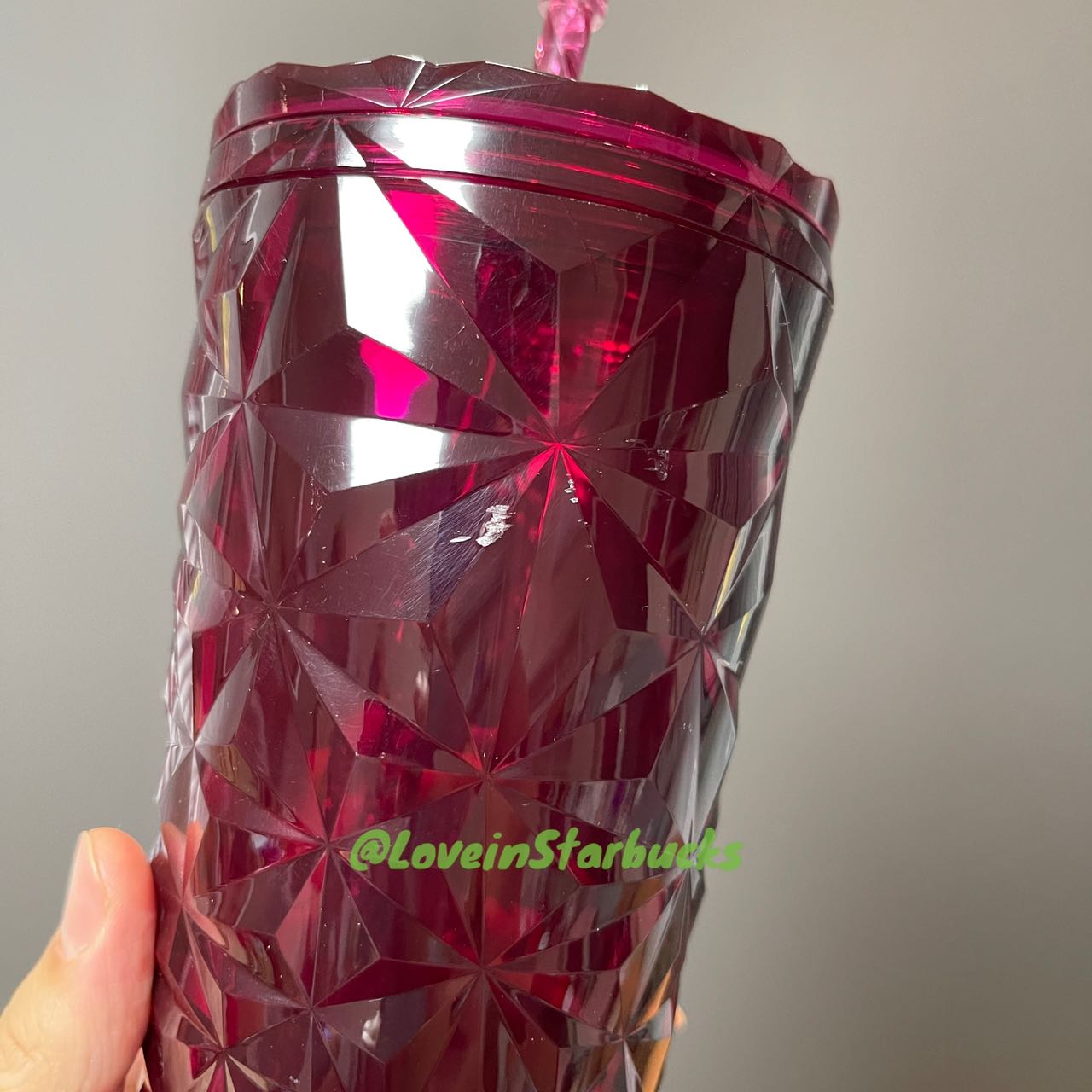 flaw Starbucks dark red prism straw venti cup loveinstarbucks loveinstarbucks