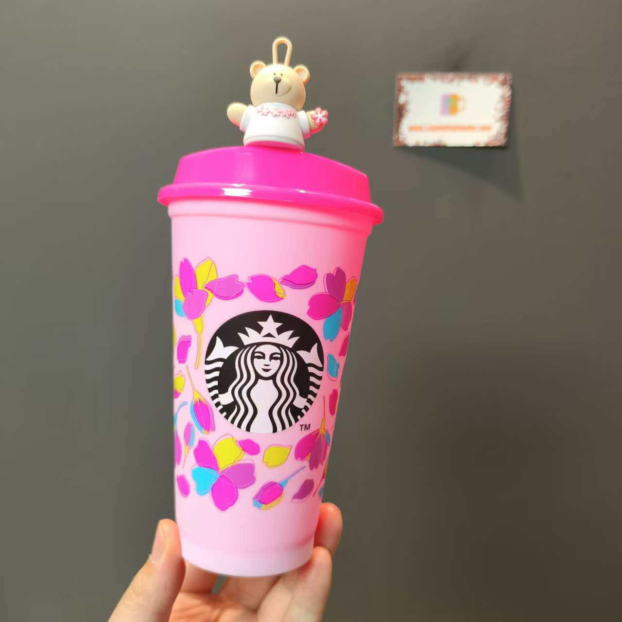 Starbucks Japan pink reusable cup coming with stopper Starbucks loveinstarbucks