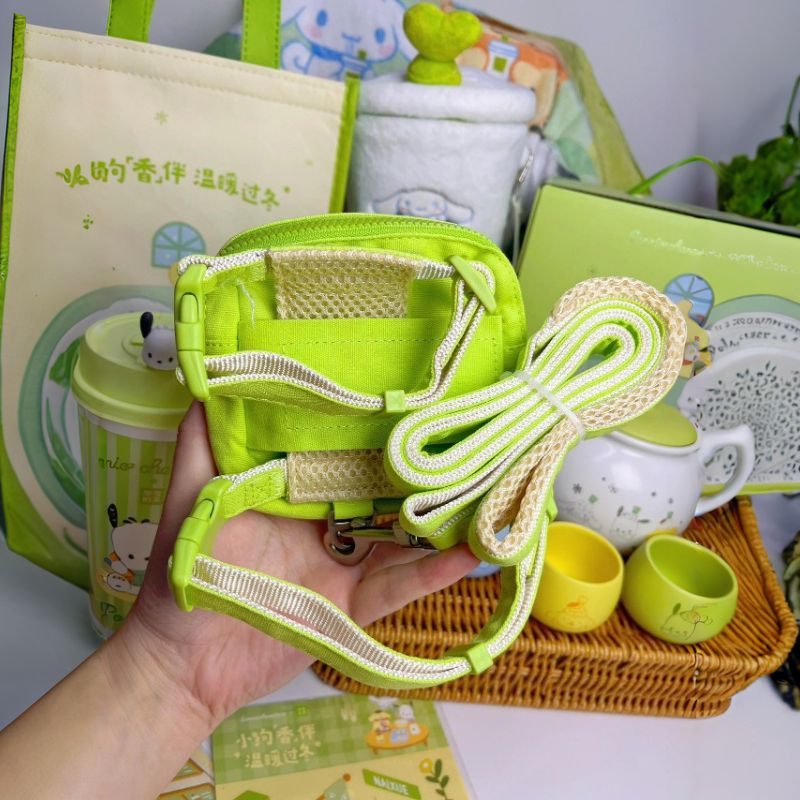 Nayuki and Sanrio co-brand Dog Leash Backpack Nayuki loveinstarbucks