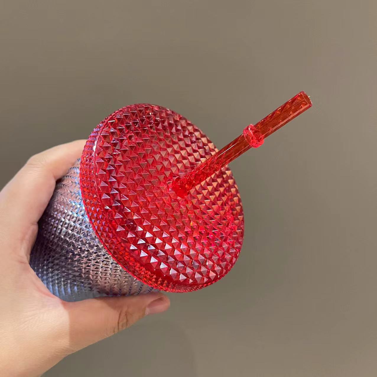 ON SALE Starbucks red Ombre Grande plastic cup without SKU tag loveinstarbucks loveinstarbucks