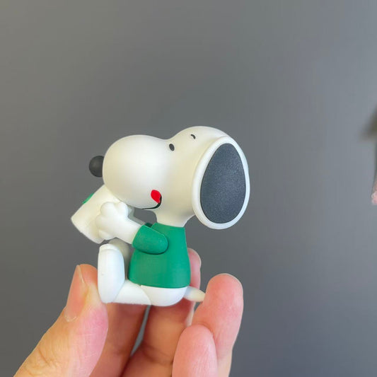 Only Starbucks X Peanuts figure for sale , part of the house is broken and not included in price