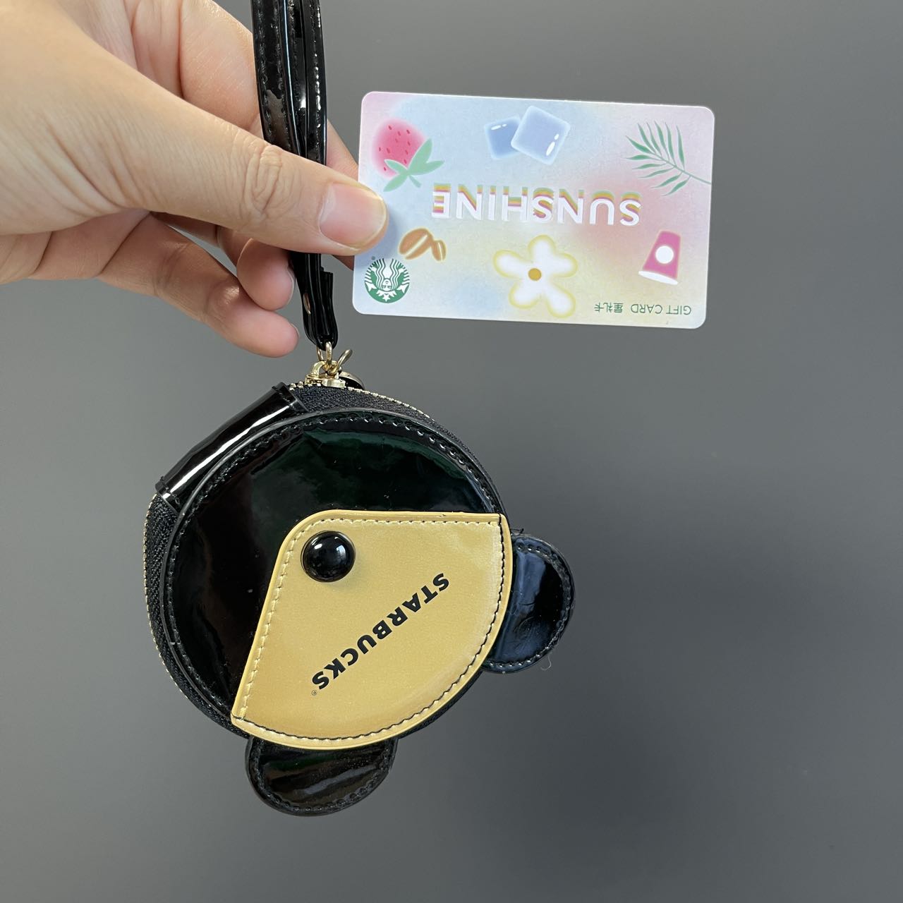 Starbucks bag (not prefect) and one gift card without money Starbucks loveinstarbucks