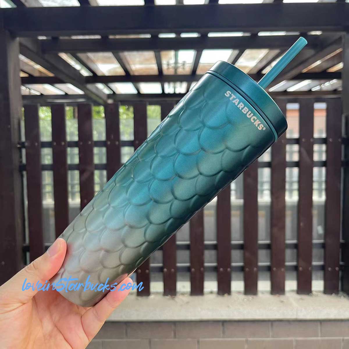 on sale Starbucks China 2022 Christmas x1 blue green series - Gradient blue Scales Stainless Steel Straw Cup 591ml Starbucks loveinstarbucks