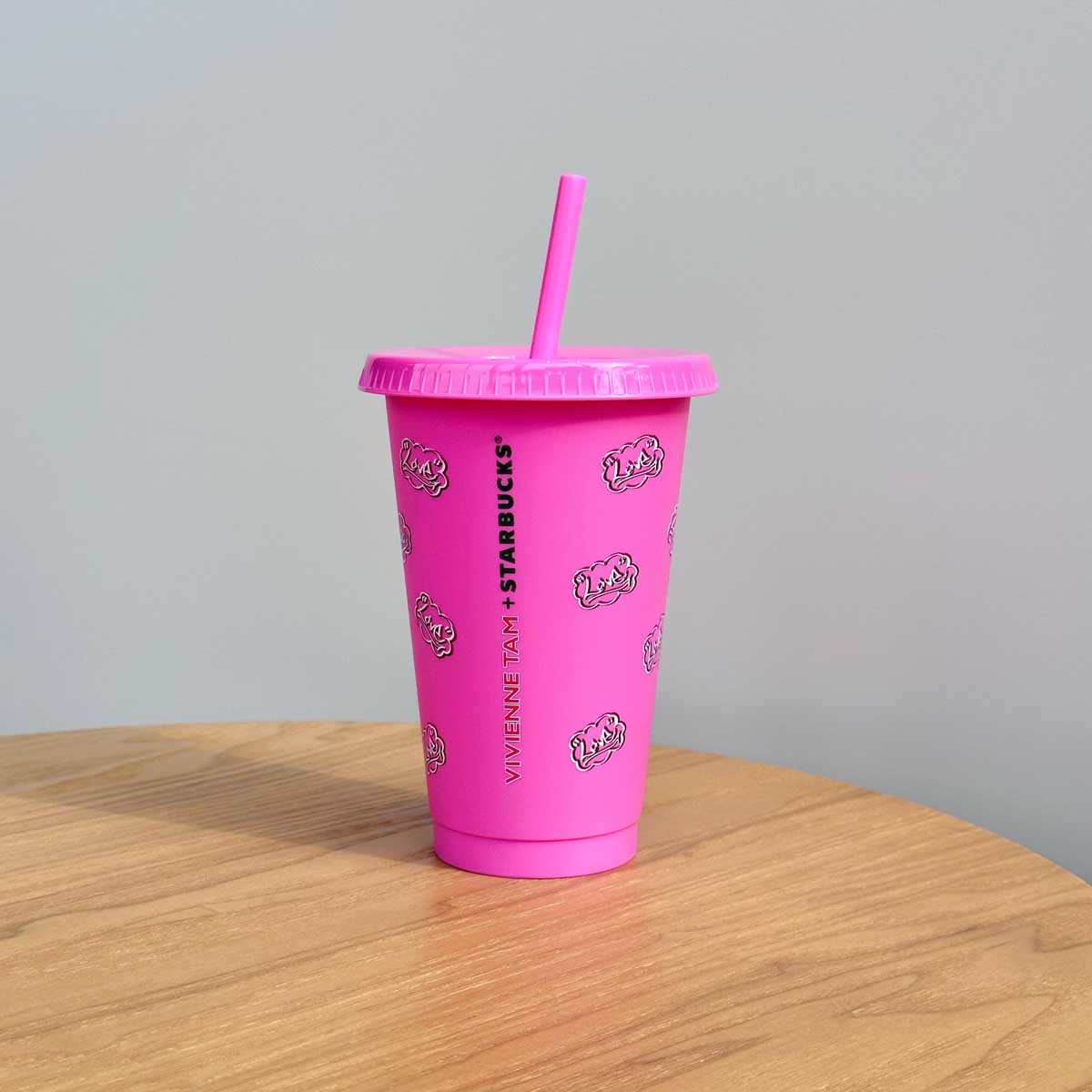 Starbucks China x VIVIENNE TAM co-brand series reusable straw cup Starbucks loveinstarbucks