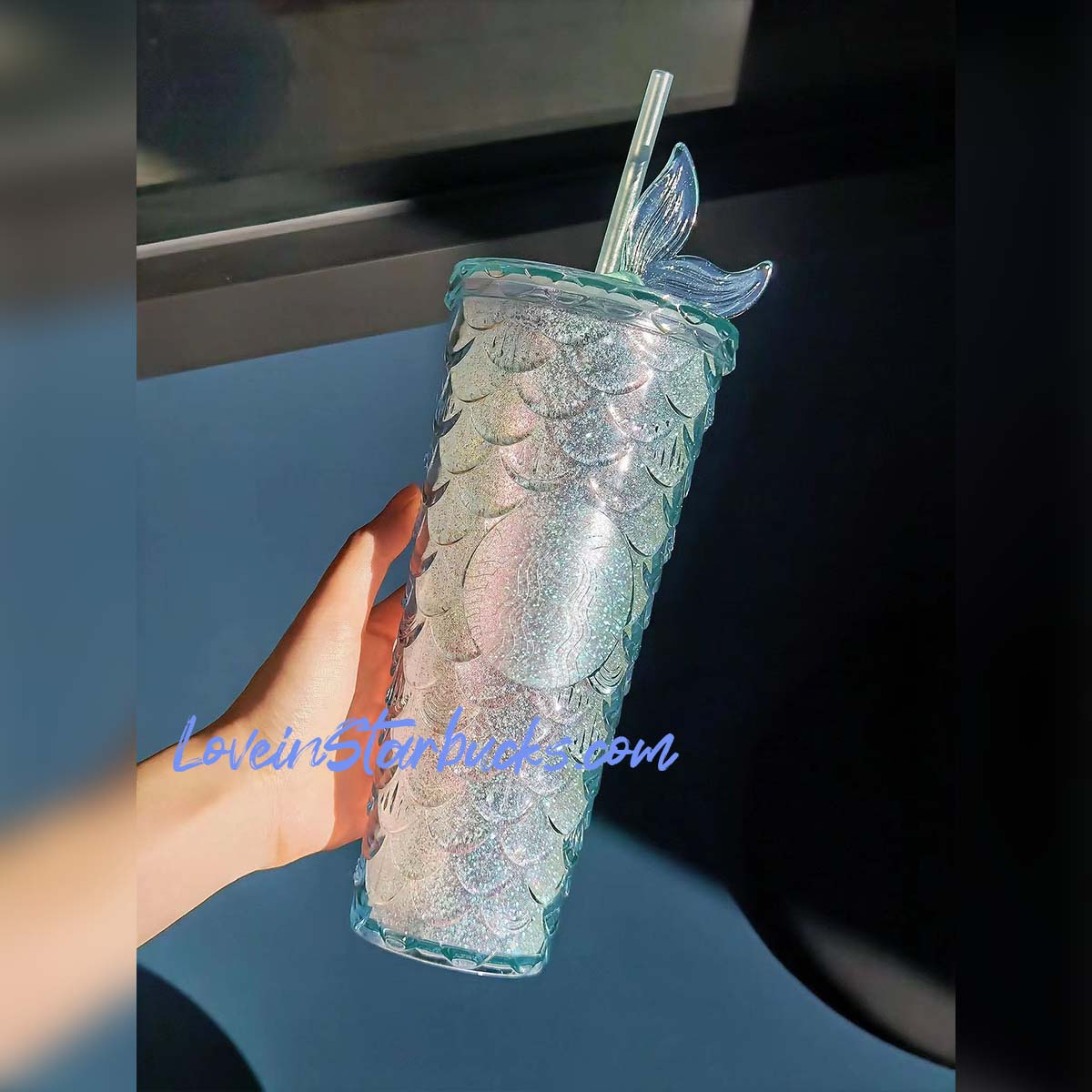 Starbucks tumbler China 2023 green scale cold straw cup 24oz with Mermaid Tail Topper Starbucks loveinstarbucks