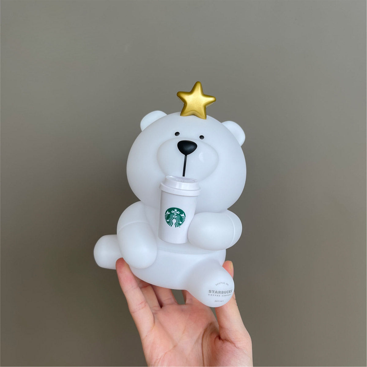 Starbucks China Cute crown bear Bearista humidifier and night light loveinstarbucks loveinstarbucks