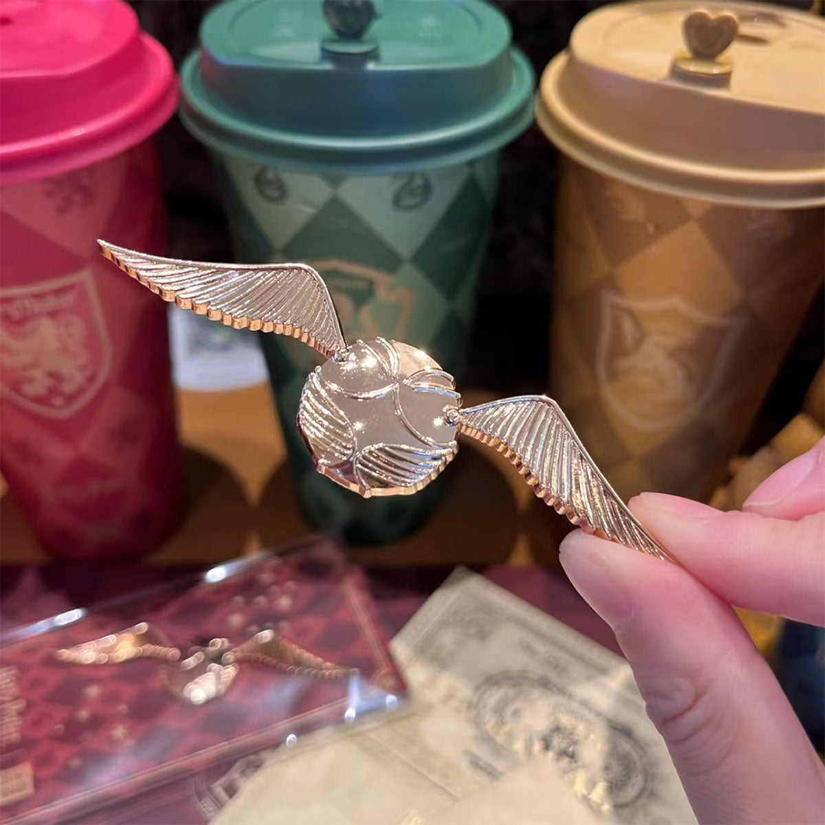 Nayuki and Harry Potter co-brand Golden Snitch fridge magnet Nayuki loveinstarbucks