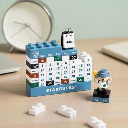 Starbucks Taiwan Building Blocks blue white calendar with cute topper Starbucks loveinstarbucks