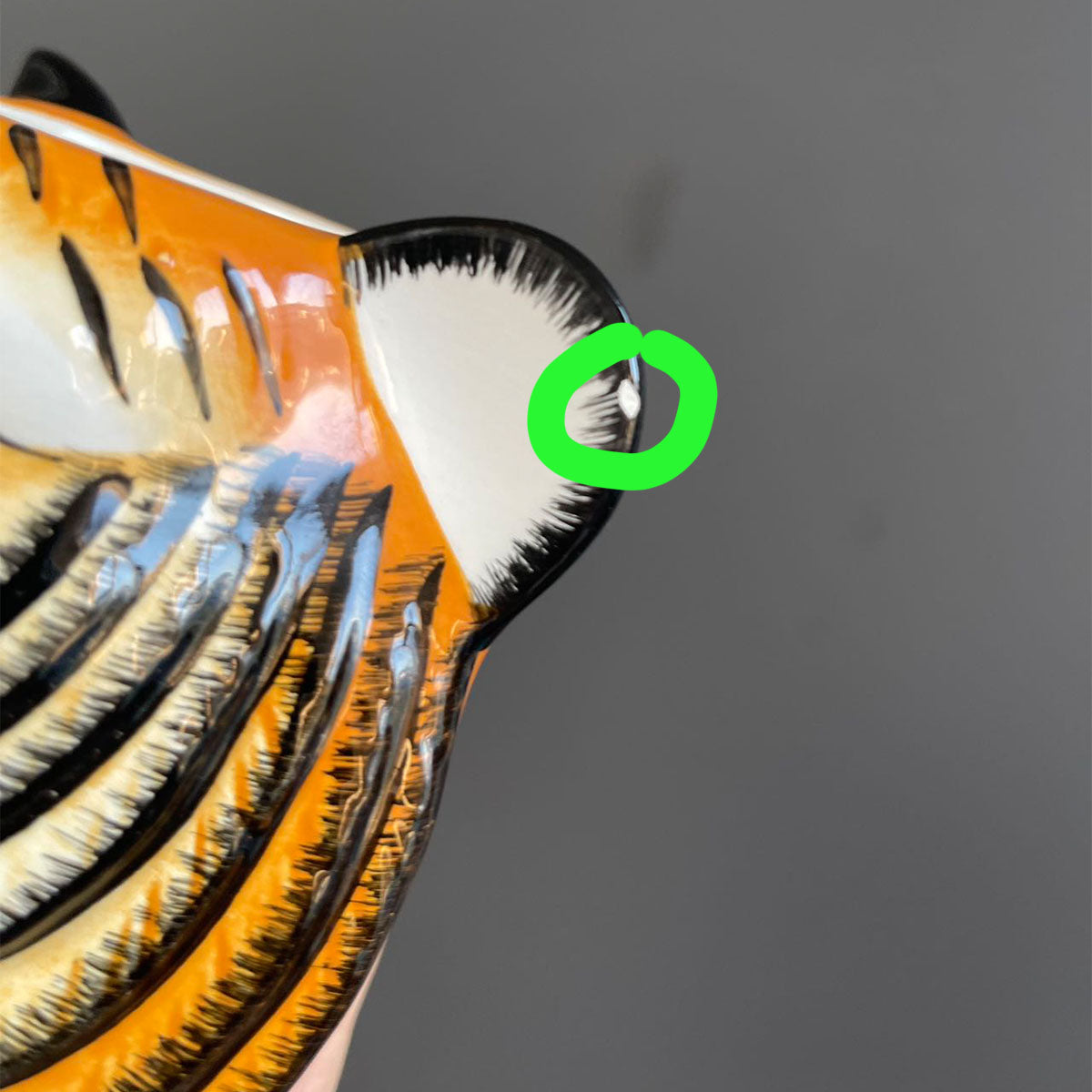 flaw Hand-painted ceramic overglaze cup or jar , not Starbucks loveinstarbucks loveinstarbucks