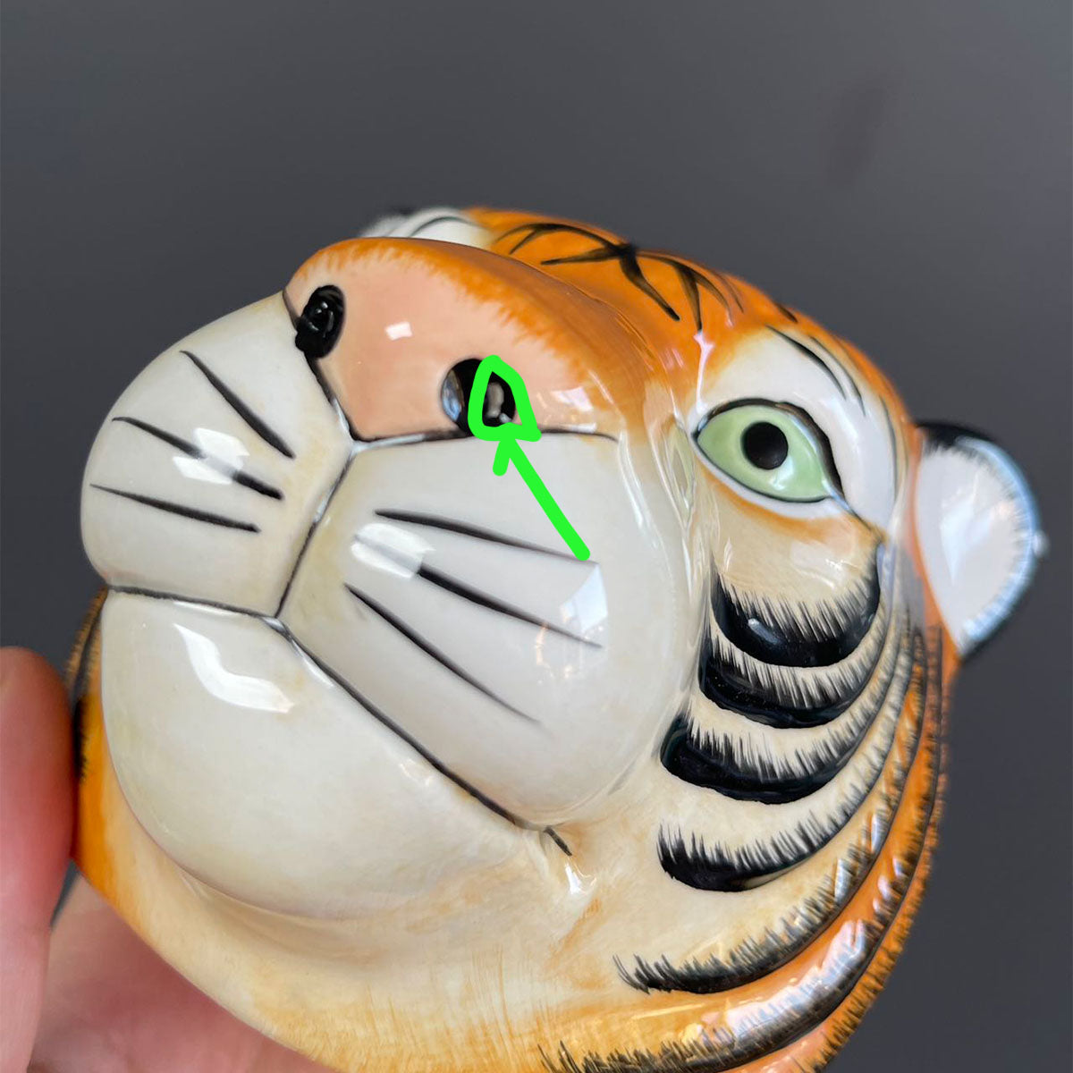 flaw Hand-painted ceramic overglaze cup or jar , not Starbucks loveinstarbucks loveinstarbucks