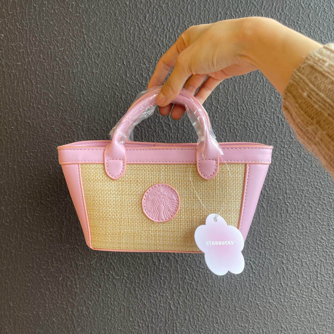 Starbucks China 2024 Spring Sakura pink handbag loveinstarbucks loveinstarbucks