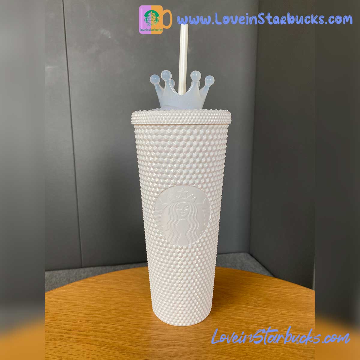 Starbucks tumblers Taiwan white and ice crown cold straw cup 24oz Starbucks loveinstarbucks