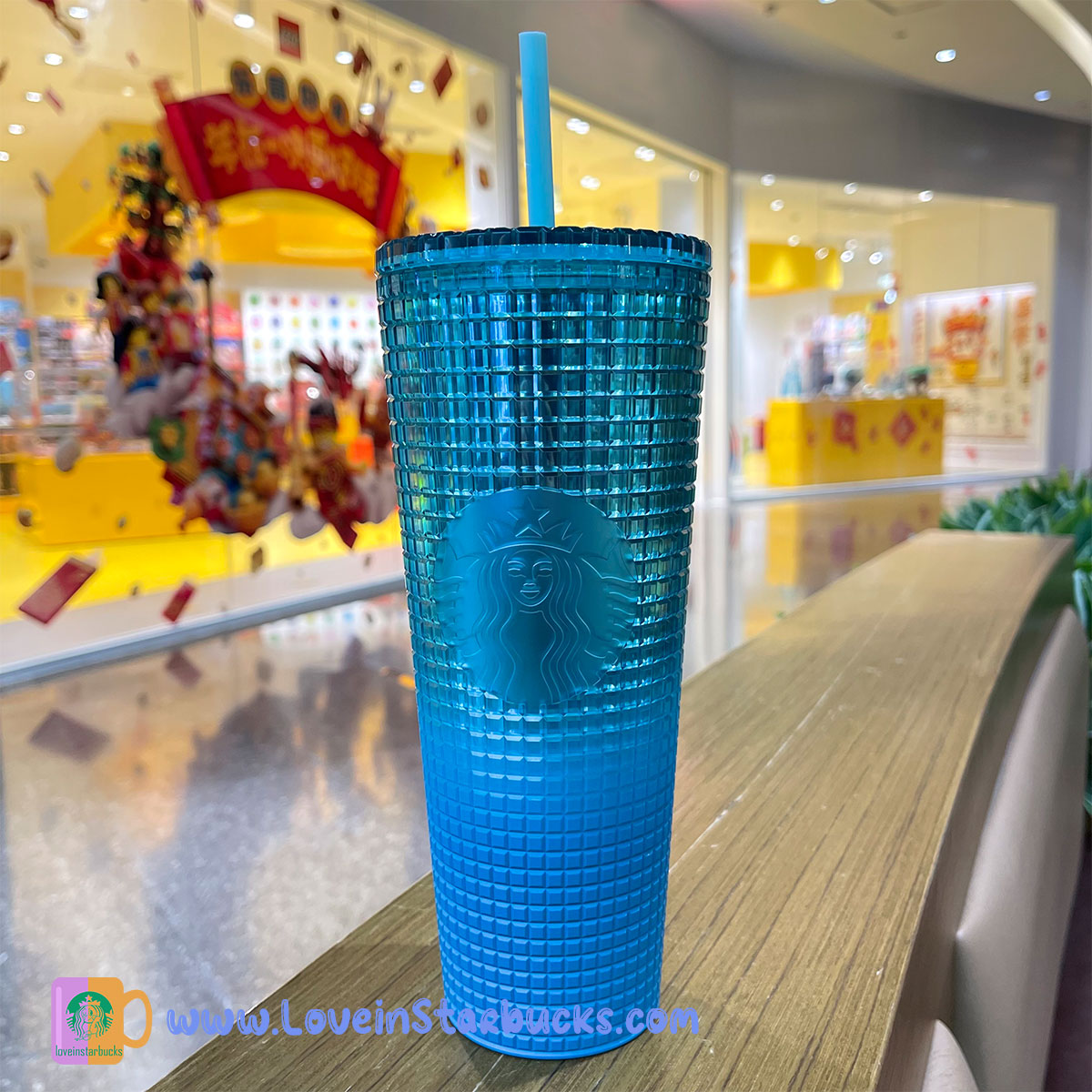 Starbucks Taiwan 2023 new year blue gird Straw tumblers cup 24oz Starbucks loveinstarbucks