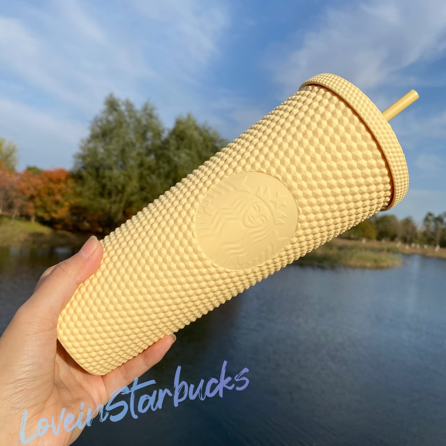 Starbucks 2021 China Butter Yellow Matte Studded 24oz Cup straw cold cup Starbucks loveinstarbucks