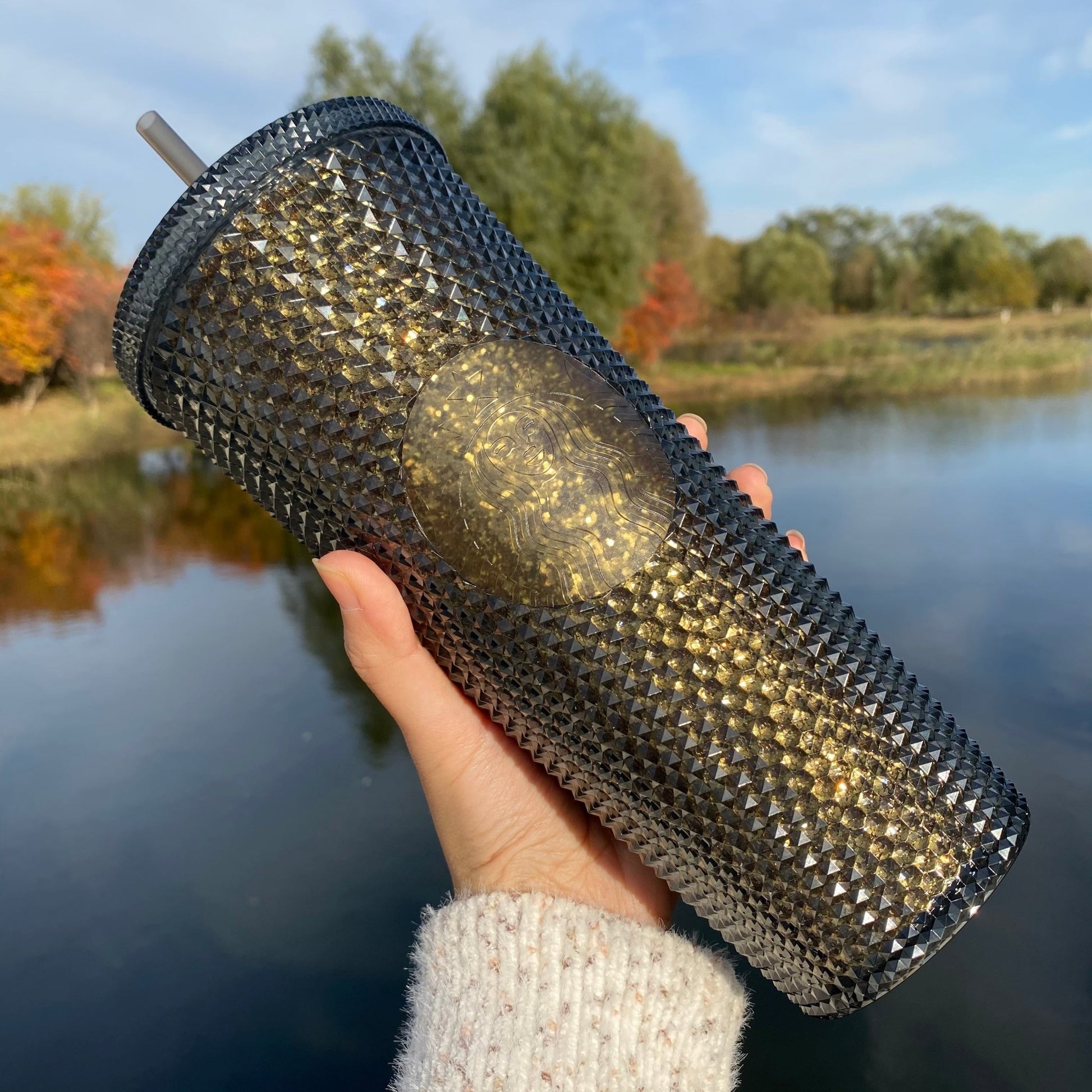 Starbucks tumbler China 2020 Xmas Black Gold Studded Shinning 24oz Straw cup Starbucks loveinstarbucks